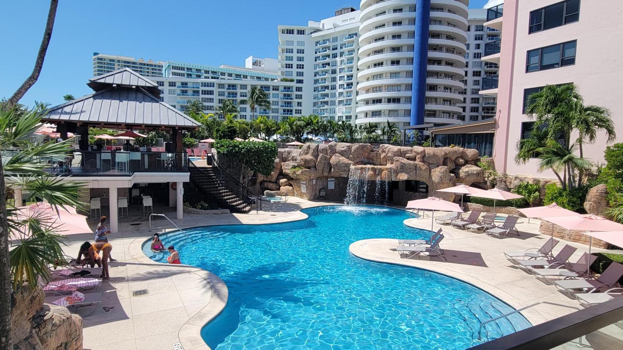 2 Bedroom 2 Bath Beachfront Condo On Miami Beach Millionaire Row 외부 사진