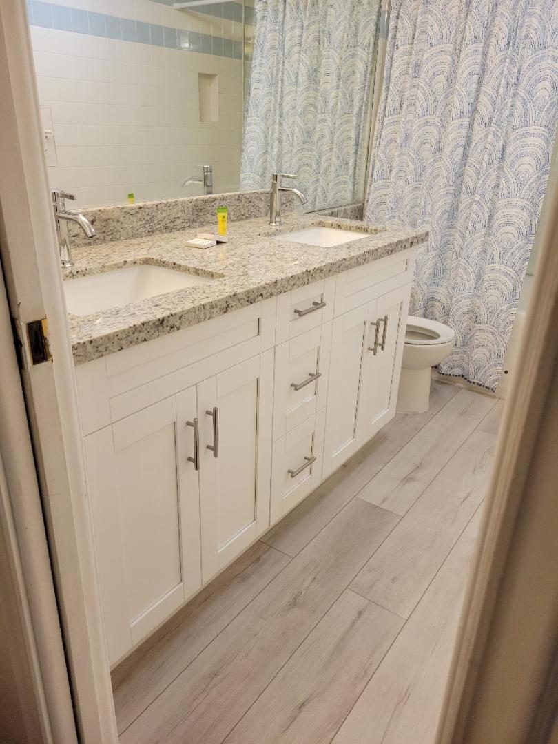 2 Bedroom 2 Bath Beachfront Condo On Miami Beach Millionaire Row 외부 사진