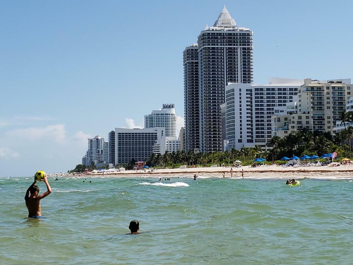 2 Bedroom 2 Bath Beachfront Condo On Miami Beach Millionaire Row 외부 사진
